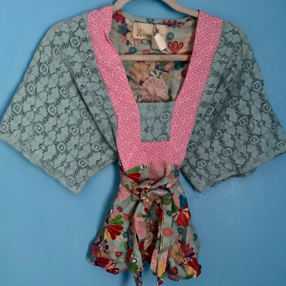 Hummingbird Crochet Lace Floral Kimono Style Top